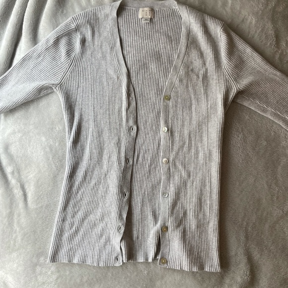 A New Day Button-Down Sweater-Shirt - Picture 2 of 4